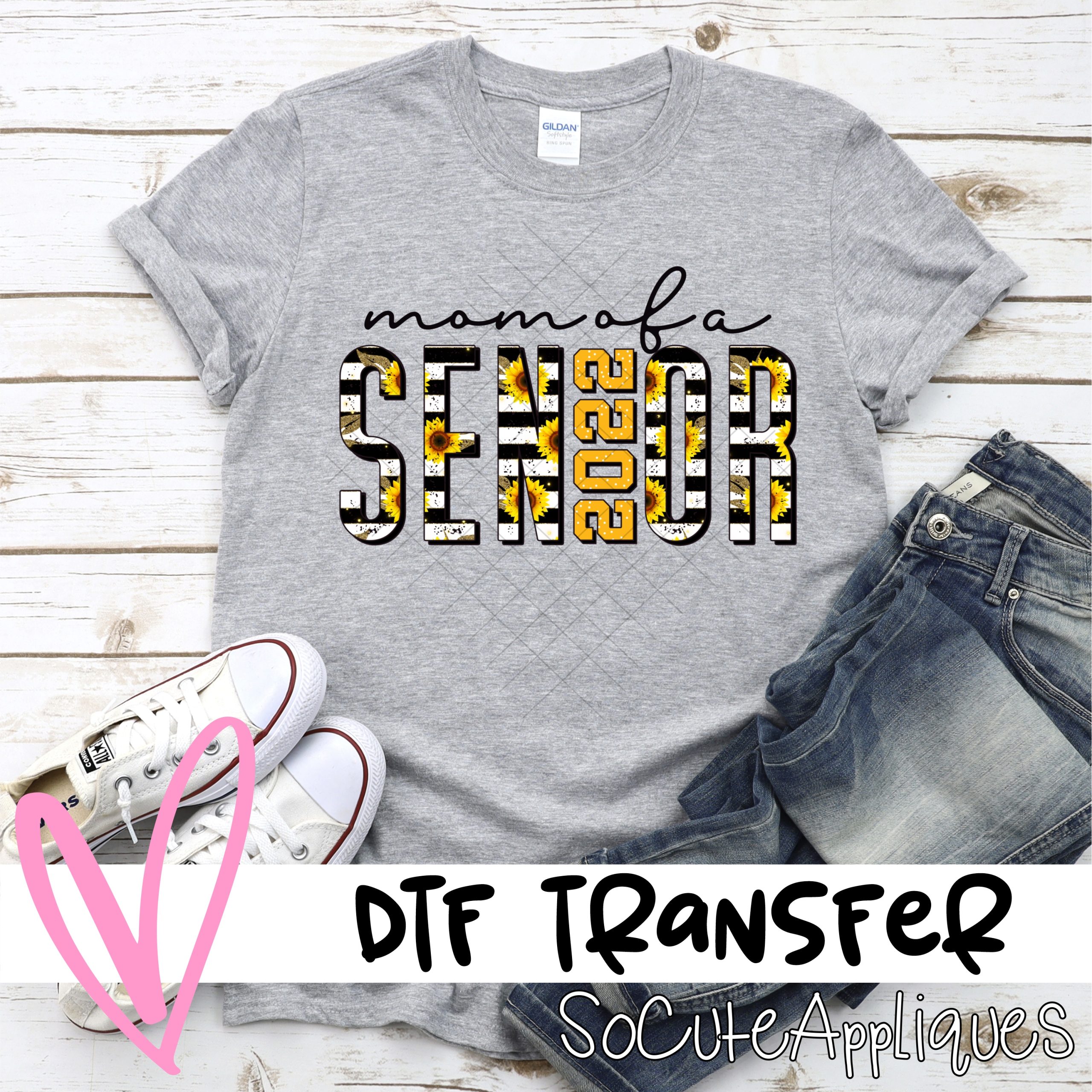 mom of a senior 2022 sunflower *DTF* Transfer