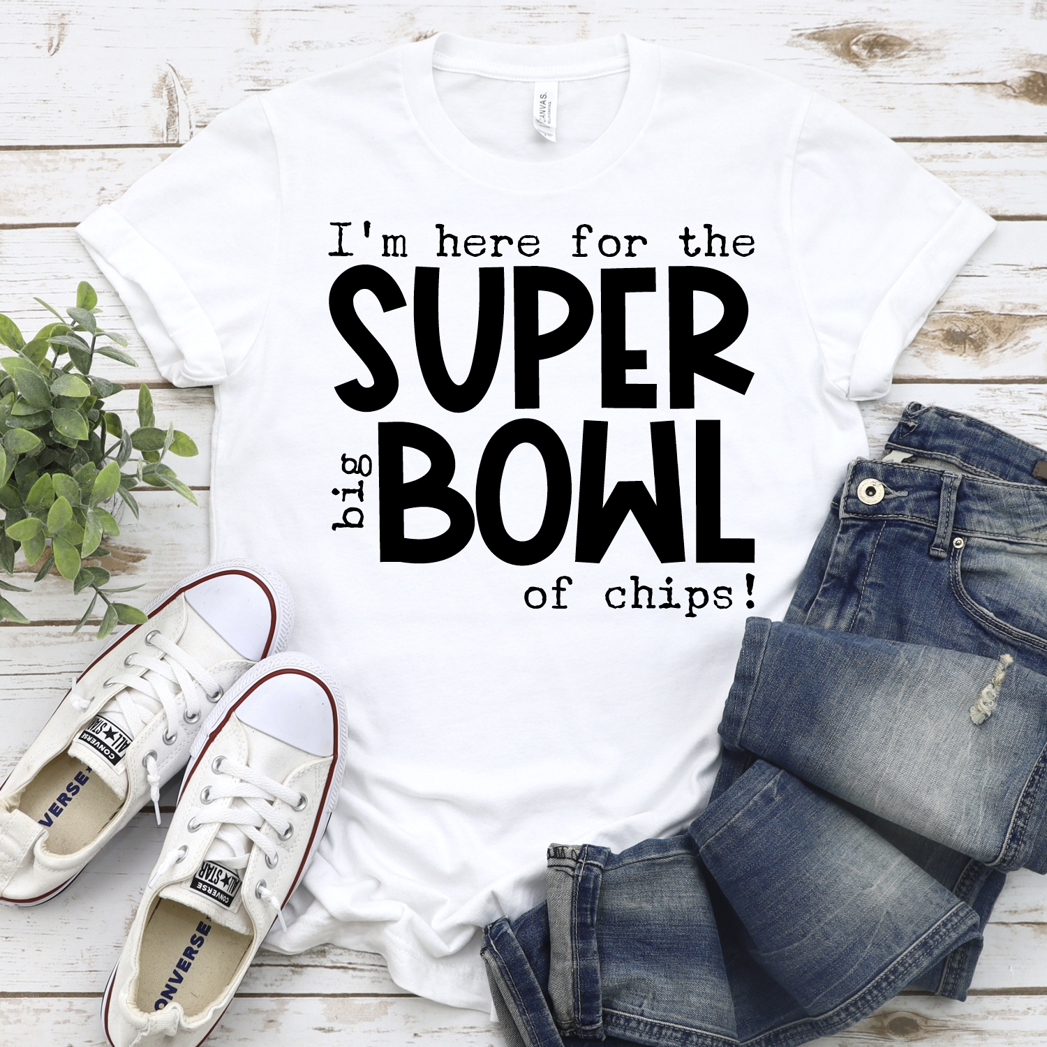 Im just here for the super big bowl of chips *DTF* Transfer - Image 2